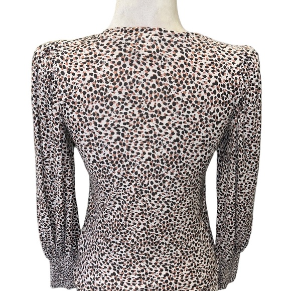 Nation LTD Loren Spotted Smocked Puff Balloon Sleeve Tee - XS - Picture 11 of 16